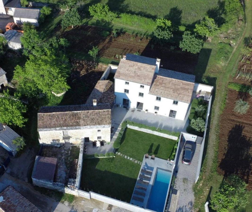 Br Villas By Rent Istria Radetici Exterior photo